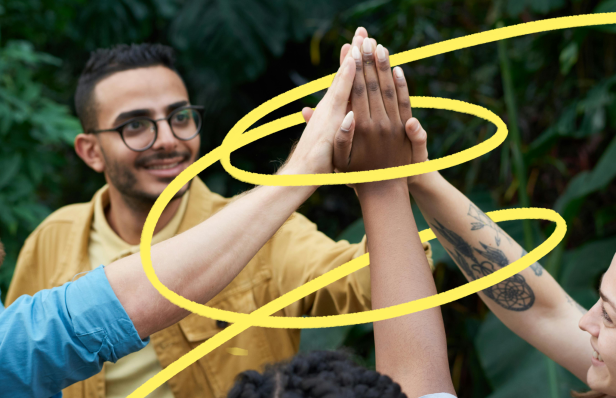 Why connected bees (entrepreneurs) grow faster